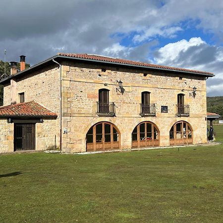 Albergue Pinares - La Casona De Revenga Regumiel de la Sierra 외부 사진
