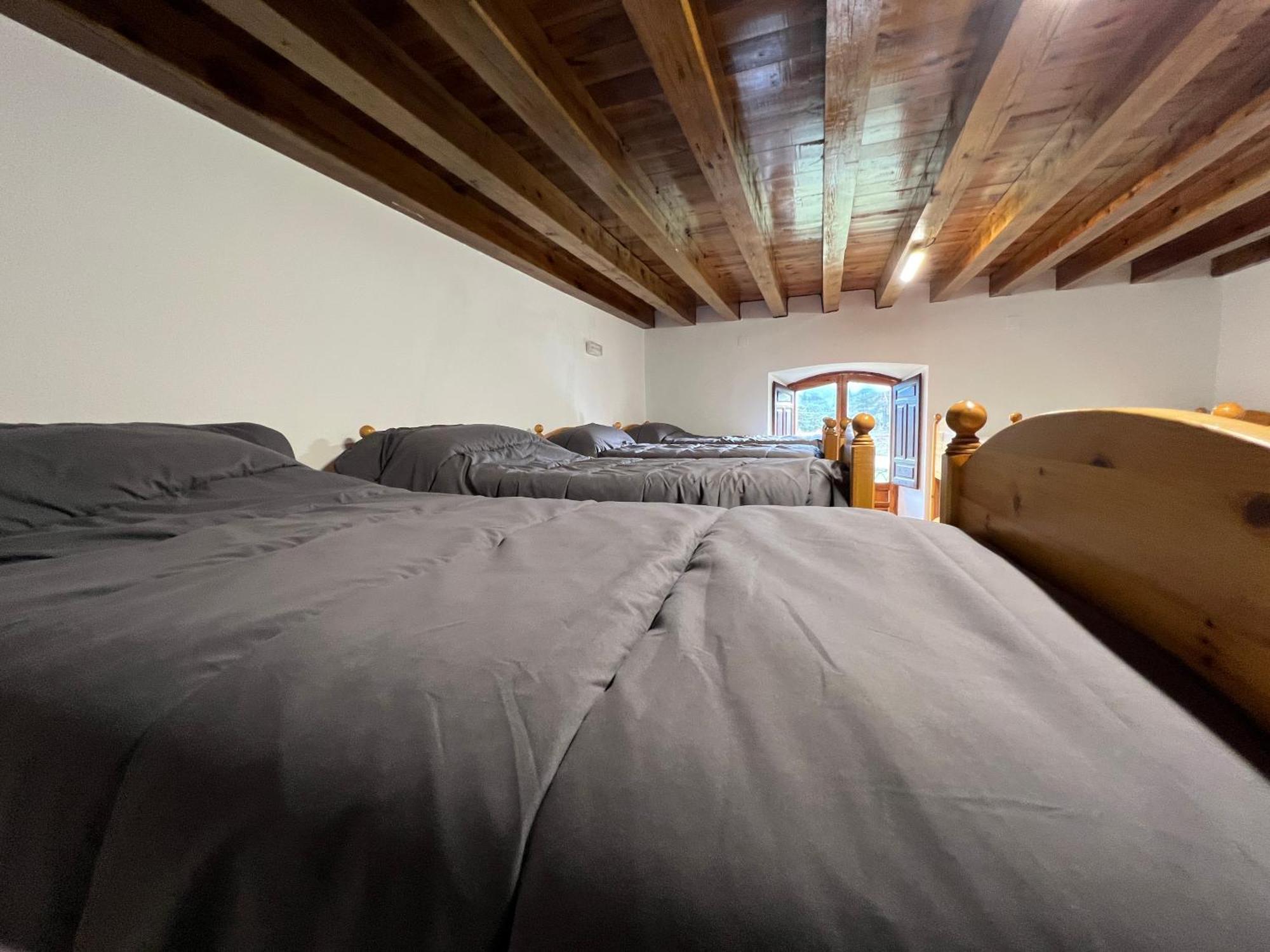 Albergue Pinares - La Casona De Revenga Regumiel de la Sierra 외부 사진