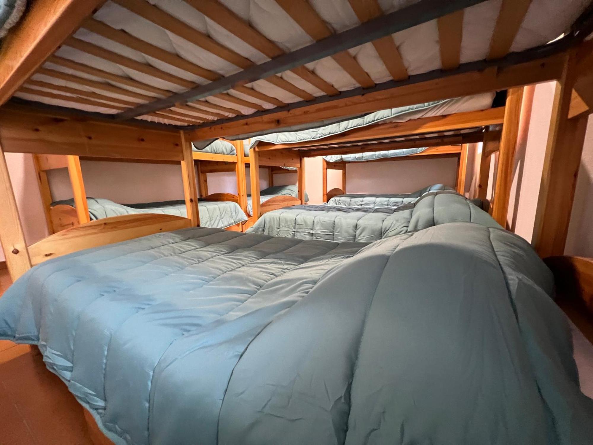 Albergue Pinares - La Casona De Revenga Regumiel de la Sierra 외부 사진